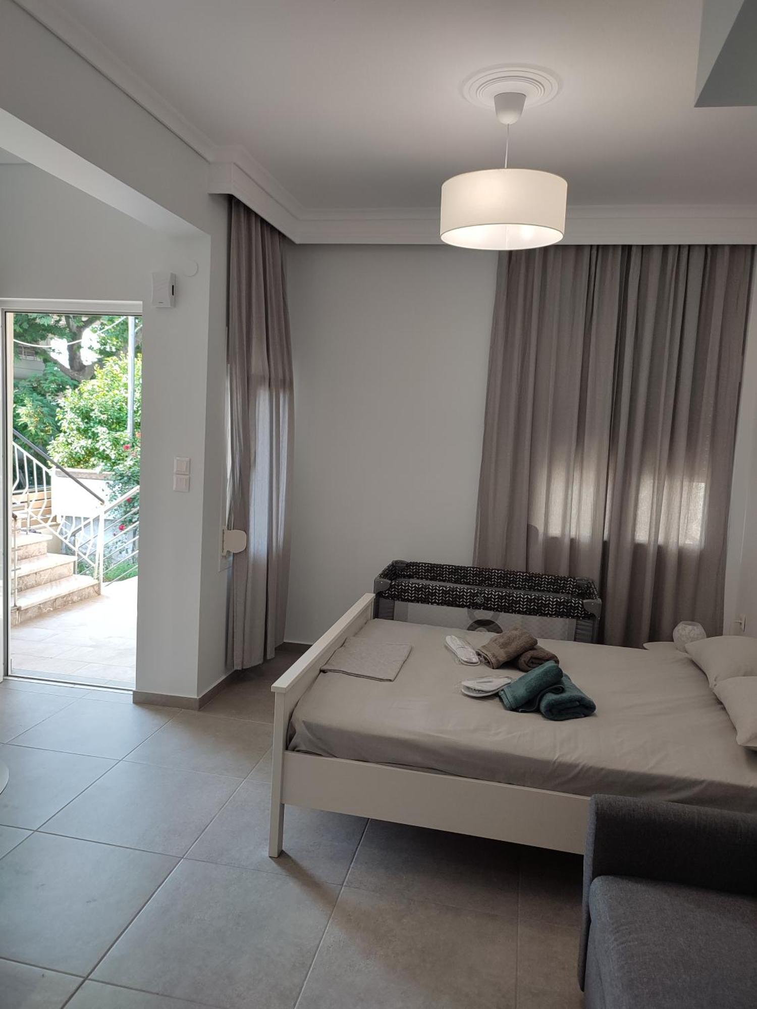 Estrella Rooms Nea Kallikrateia Стая снимка