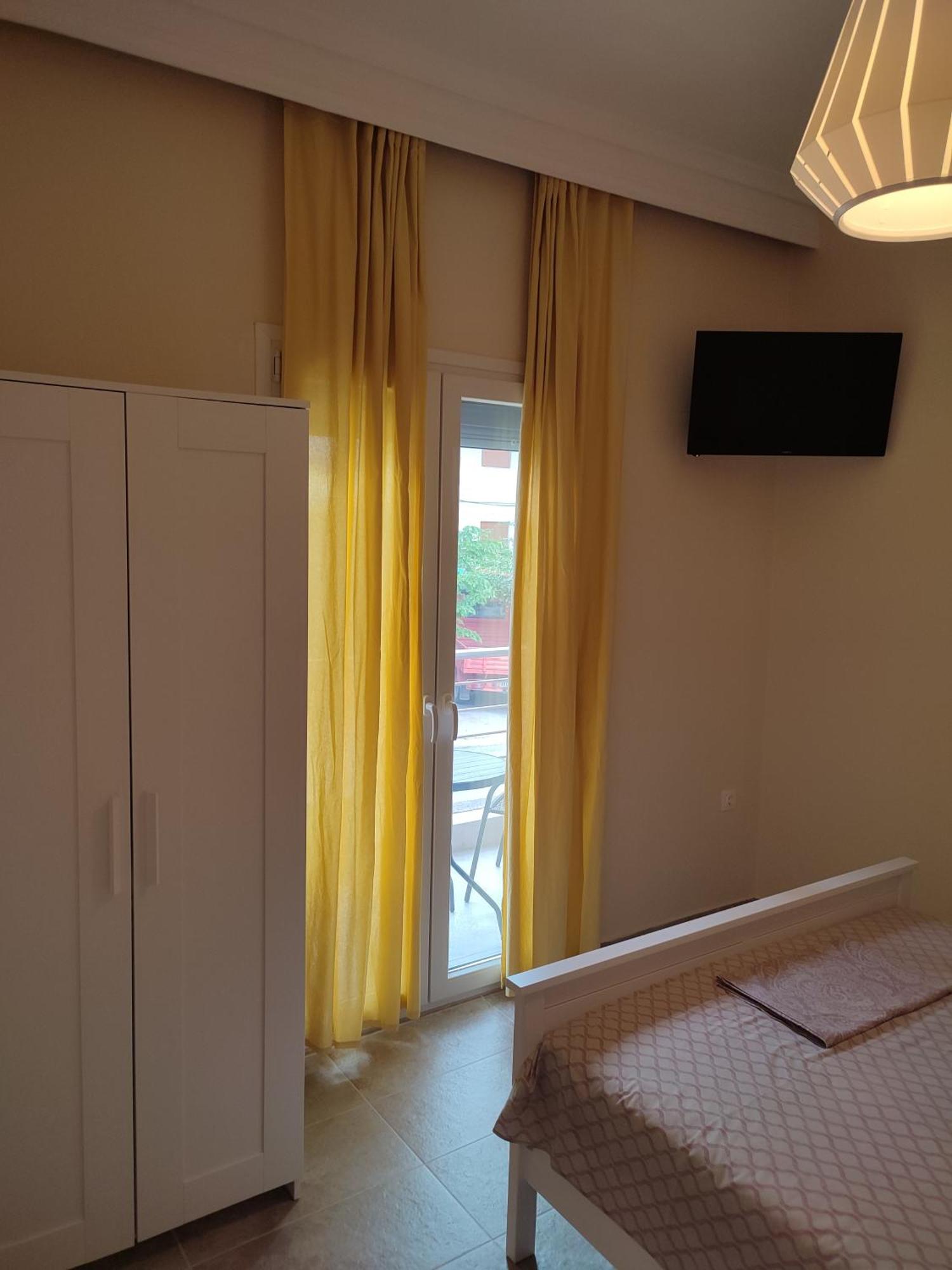 Estrella Rooms Nea Kallikrateia Стая снимка