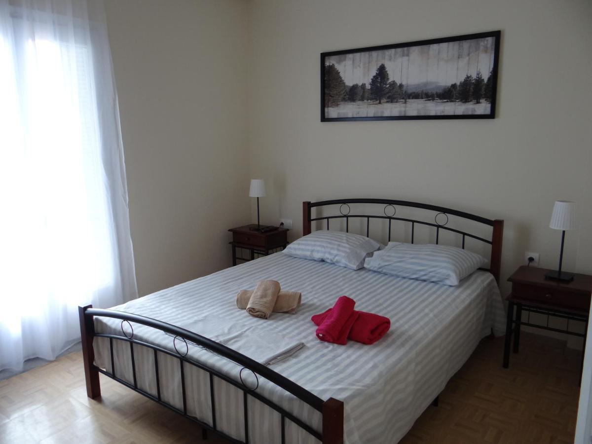 Estrella Rooms Nea Kallikrateia Екстериор снимка